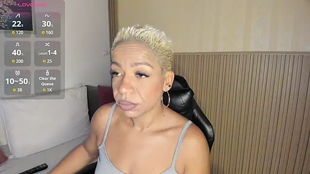 summer night  online show from 11/12/25, 11:32