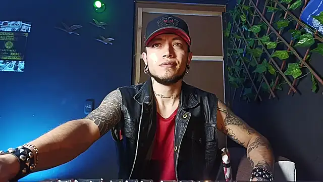 Dicaprioo  online show from 11/15/25, 04:10