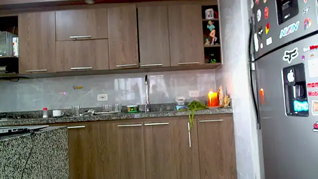 Snapshot of adan_eva960 chatting on 02/15/25, 09:15 adan eva960 online show from 02/15/25, 09:15