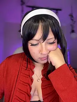 Charlotte Jones   online show from 03/04/25, 02:21