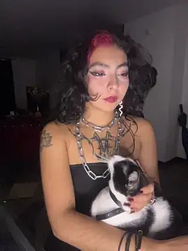 Snapshot of _Gothiccbitch_ chatting on 02/02/26, 04:33 Gothiccbitch online show from 02/02/26, 04:33