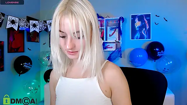 melisa white1 online show from 10/26/25, 08:15