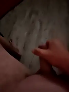 Szeltolo001 online show from 10/27/25, 11:09