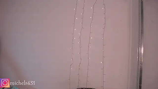 Mia  reys online show from 01/11/25, 11:12