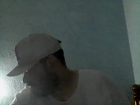 Snapshot of GILBERTHOR92 chatting on 02/21/26, 07:09 GILBERTHOR92 online show from 02/21/26, 07:09