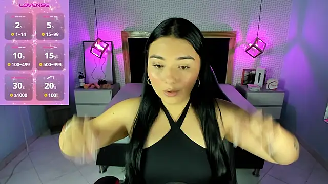 Snapshot of delilaquinn chatting on 02/27/25, 12:23 delilaquinn online show from 02/27/25, 12:23