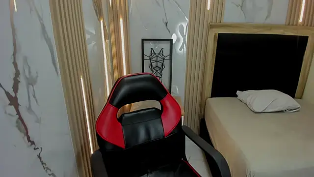 delilaquinn online show from 12/03/25, 12:25