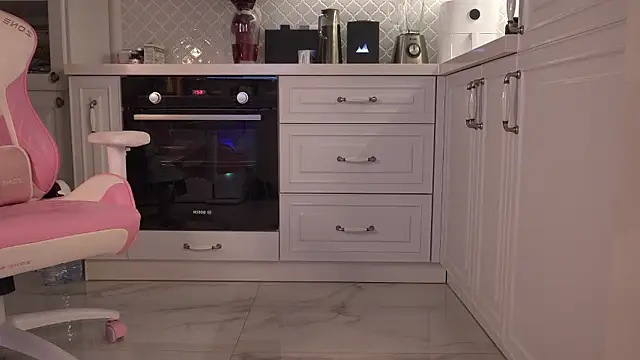 Snapshot of Golden_Aline chatting on 12/07/24, 06:59 Golden Aline online show from 12/07/24, 06:59