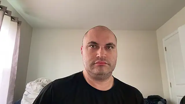 SluggishChase99 online show from 04/26/26, 09:34