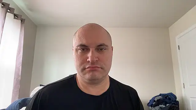 SluggishChase99 online show from 05/04/26, 01:51