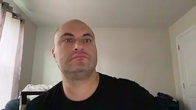 SluggishChase99 online show from 05/06/26, 03:17