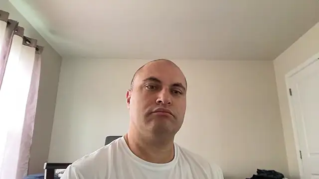 SluggishChase99 online show from 05/08/26, 02:33