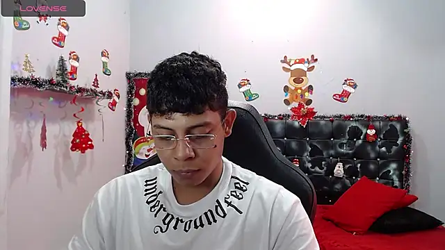 Wiiliam 20 online show from 12/17/24, 04:21