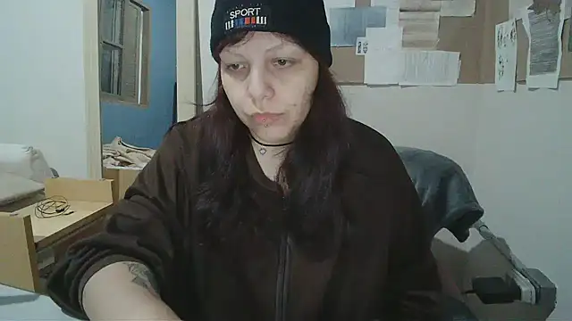 bbyedarling online show from 10/31/25, 01:50