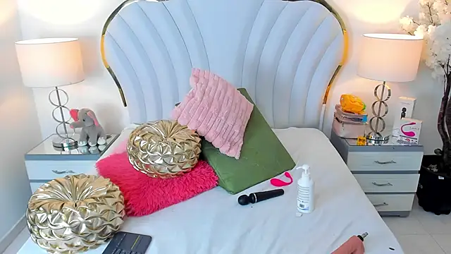 EmmaCrush online show from 03/15/25, 08:32