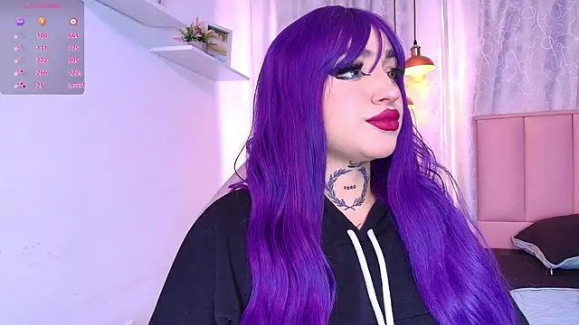 bella-green online show from 01/13/25, 07:10