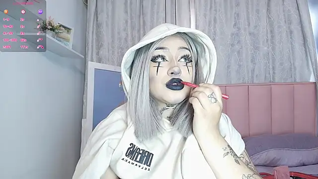 bella-green online show from 03/21/25, 07:02