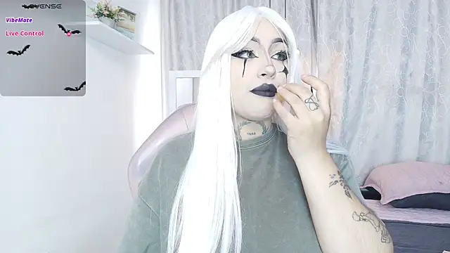 bella-green online show from 03/22/25, 06:36