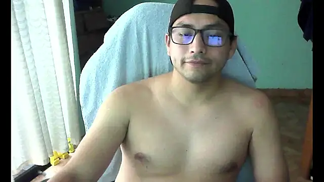 Snapshot of Allen_ibe chatting on 02/07/26, 06:11 Allen ibe online show from 02/07/26, 06:11