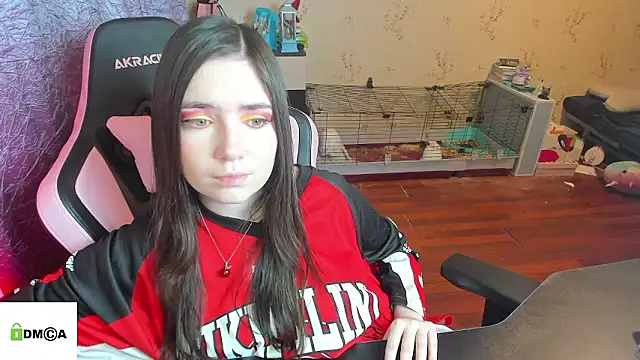 Snapshot of Crazy_forest_fairy chatting on 01/14/26, 03:56 Crazy forest fairy online show from 01/14/26, 03:56