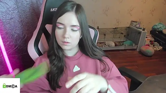 Snapshot of Crazy_forest_fairy chatting on 02/05/26, 10:25 Crazy forest fairy online show from 02/05/26, 10:25