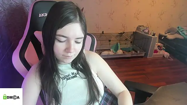 Snapshot of Crazy_forest_fairy chatting on 02/22/26, 11:03 Crazy forest fairy online show from 02/22/26, 11:03