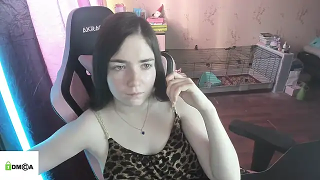 Snapshot of Crazy_forest_fairy chatting on 03/15/26, 06:30 Crazy forest fairy online show from 03/15/26, 06:30