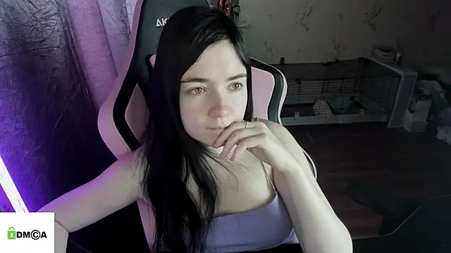 Snapshot of Crazy_forest_fairy chatting on 05/15/26, 02:51 Crazy forest fairy online show from 05/15/26, 02:51