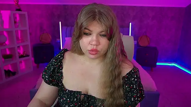 GabbieJay online show from 06/16/26, 12:30