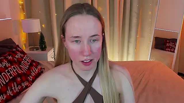 Snapshot of Cassie_Kelman chatting on 01/05/25, 03:00 Cassie Kelman online show from 01/05/25, 03:00