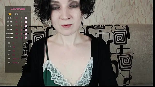 Snapshot of TinaWince chatting on 03/19/25, 06:14 TinaWince online show from 03/19/25, 06:14