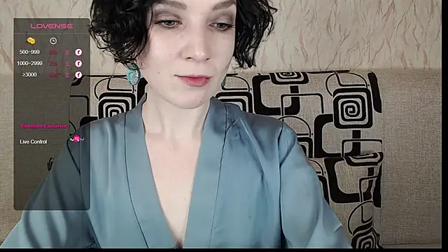 Snapshot of TinaWince chatting on 03/22/25, 06:11 TinaWince online show from 03/22/25, 06:11