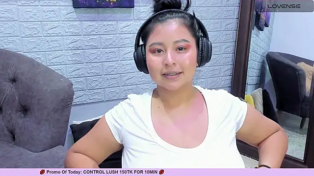 Snapshot of _alaiasmile_ chatting on 03/11/25, 01:37 alaiasmile online show from 03/11/25, 01:37