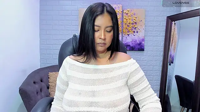 Snapshot of _alaiasmile_ chatting on 09/18/25, 04:20 alaiasmile online show from 09/18/25, 04:20