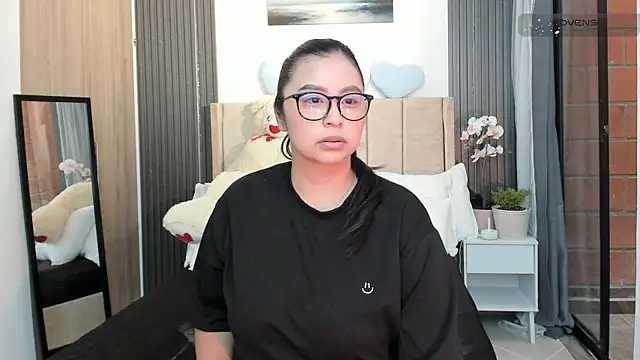Snapshot of _alaiasmile_ chatting on 08/03/26, 04:33 alaiasmile online show from 08/03/26, 04:33