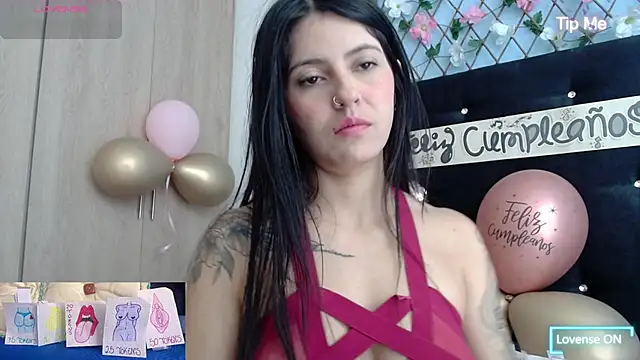 Snapshot of evatits_1 chatting on 09/22/25, 12:40 evatits 1 online show from 09/22/25, 12:40