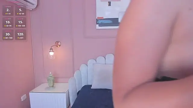 Snapshot of mara_brooks chatting on 02/04/25, 08:49 mara brooks online show from 02/04/25, 08:49