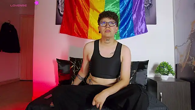 alex noa online show from 06/18/26, 07:29