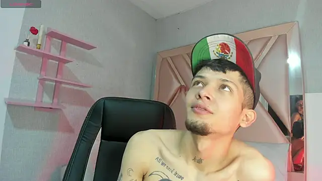 kendalltaylorr online show from 02/23/25, 03:24