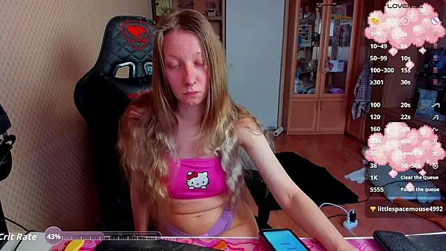 Snapshot of cutieMila chatting on 03/16/26, 09:13 cutieMila online show from 03/16/26, 09:13