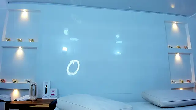 Dalia-Prada online show from 11/14/25, 05:17