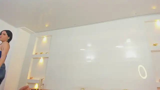 Snapshot of Dalia-Prada chatting on 04/10/26, 04:06 Dalia-Prada online show from 04/10/26, 04:06