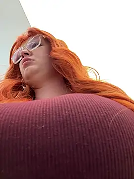 Teya moon  online show from 06/02/26, 10:50