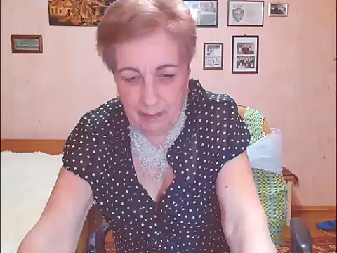 Victoria5643 online show from 03/09/26, 07:29