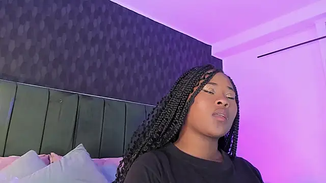 Anneth  M online show from 12/12/24, 07:37