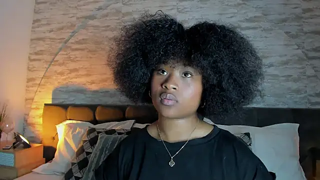 Anneth  M online show from 12/02/25, 07:42