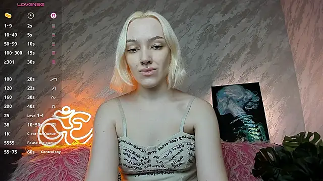 Snapshot of cheryl_mason chatting on 02/13/26, 12:28 cheryl mason online show from 02/13/26, 12:28