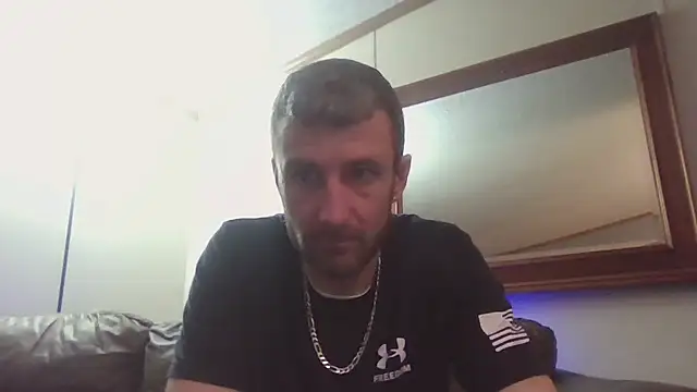 Snapshot of HungStud4You chatting on 01/07/25, 04:50 HungStud4You online show from 01/07/25, 04:50