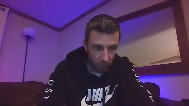 Snapshot of HungStud4You chatting on 01/20/25, 04:10 HungStud4You online show from 01/20/25, 04:10