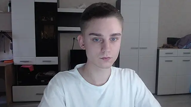 angryzan online show from 01/31/25, 10:52